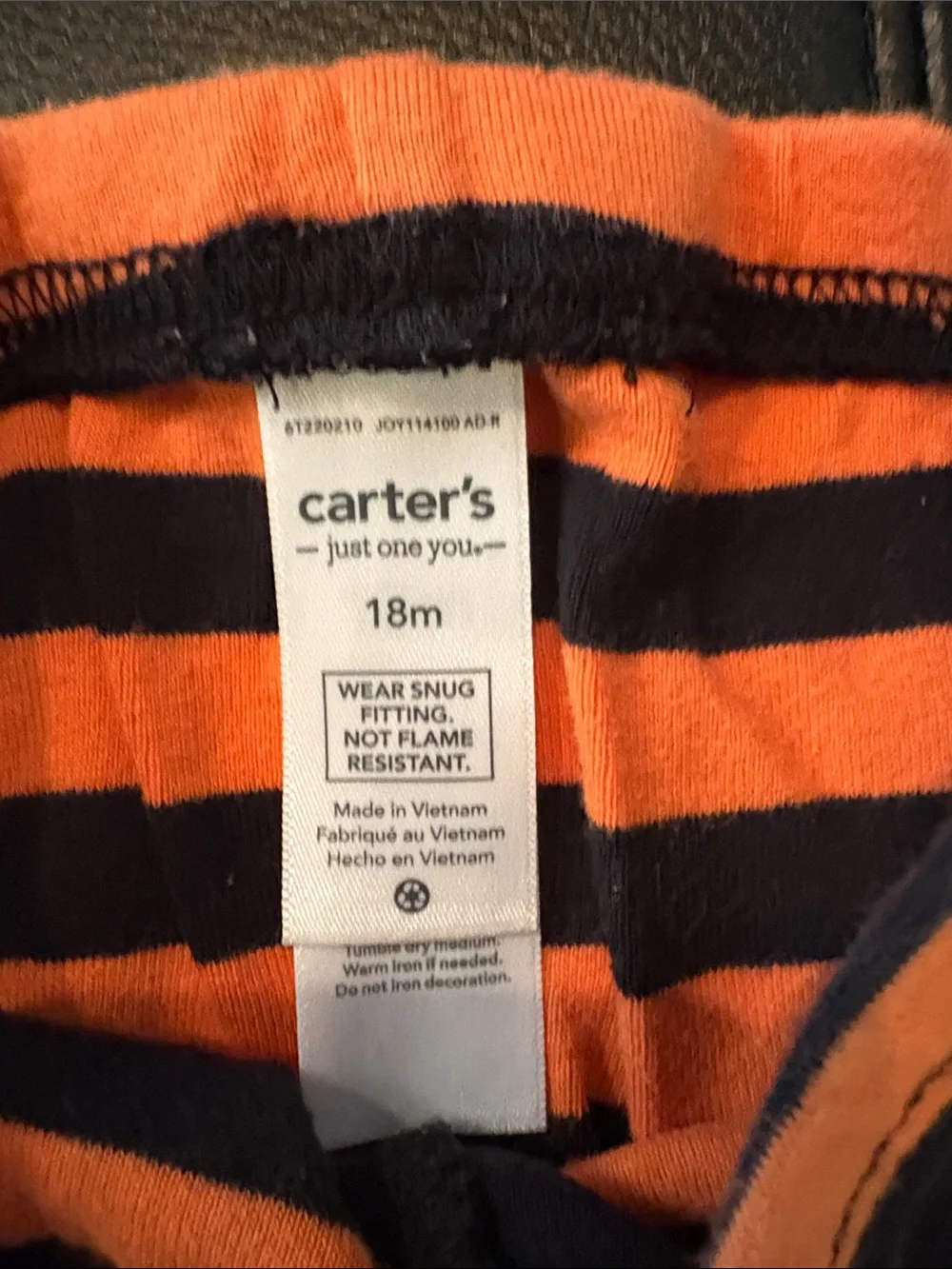 Carter’s 18M Halloween pajamas